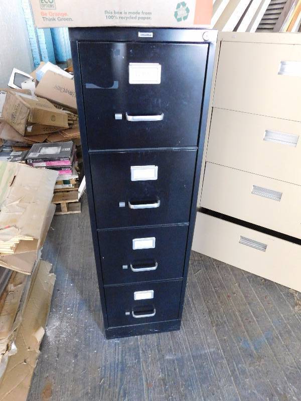 lot 284 image: Metal Filing Cabinet