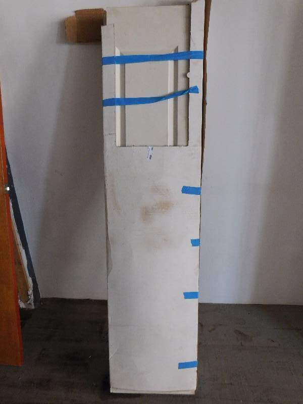 lot 289 image: Lot of Wood Doors