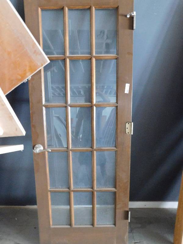 lot 293 image: Wood Door with Glass