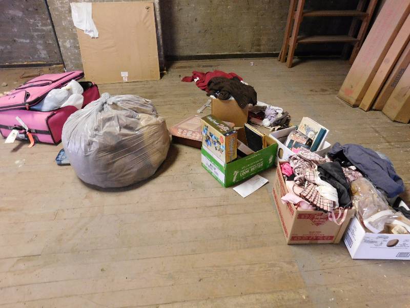 lot 328 image: Lot of Misc