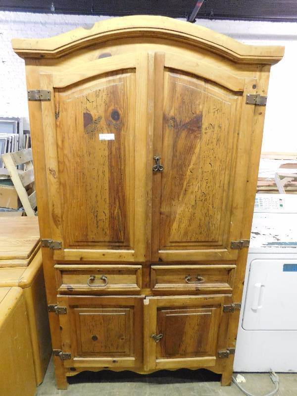 lot 121 image: Wood Entertainment Center