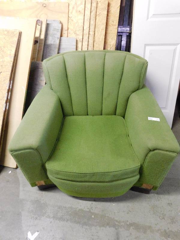 lot 146 image: Chair
