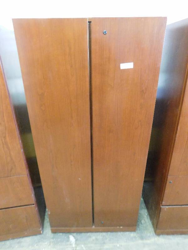 lot 129 image: Wood Dresser