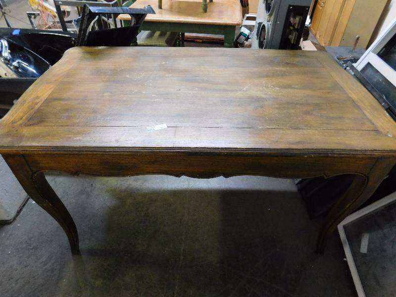 lot 135 image: Wooden Table