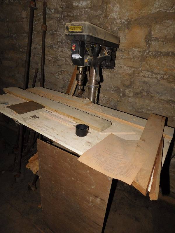 lot 342 image: Central Machinery Drill Press