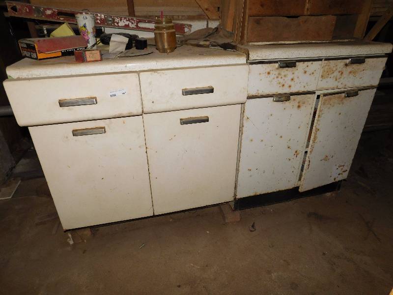 lot 347 image: Lot Of 2 Metal Drawers