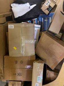 lot 1064 image: Pallet of Not Bid onNot Picked Up Items