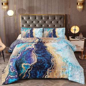 lot 1087 image: Edreded 3 Piece Comforter Set Queen Size, Retro Style Watercolor Pattern Bedding Set (1 Comforter, 2 Pillowcases)