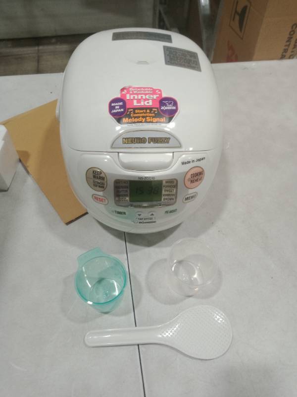 Zojirushi NS-ZCC10 Neuro Fuzzy Cooker, 5.5-Cup uncooked rice / 1L, White