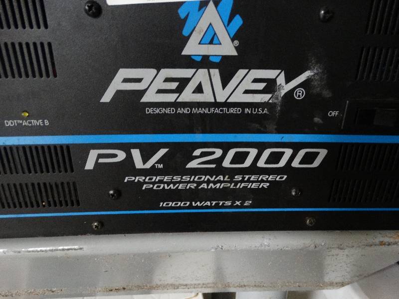 Peavey PV2000 2000 watt power amp | Wichita 
