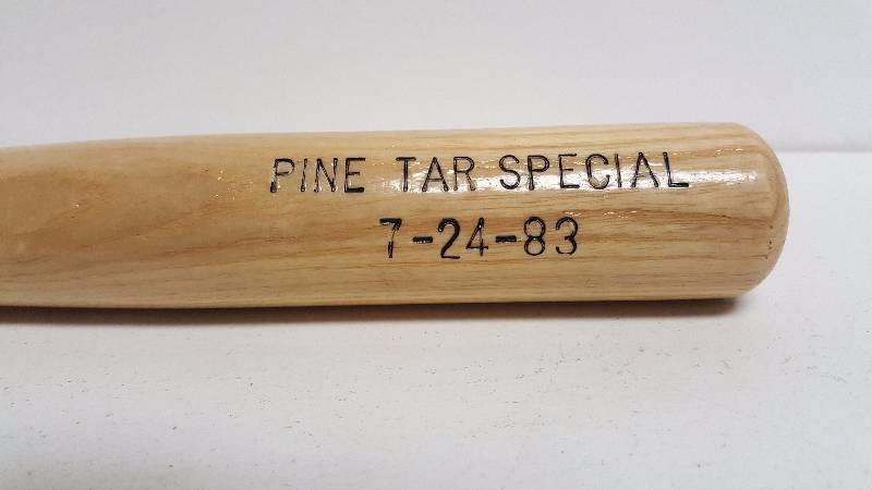 Kansas City Celebrates George Brett With Mini Pine Tar Bat Giveaway (Photo)  