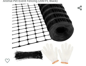 lot 1573 image: Safety Fence Construction Plastic Mesh Fencing Roll Temporary Mesh Barrier Netting Fence with Gloves and 250 Wire Ties for Construction Snow Fence, Garden, Animal Pet Event Fencing (200 Ft, Black