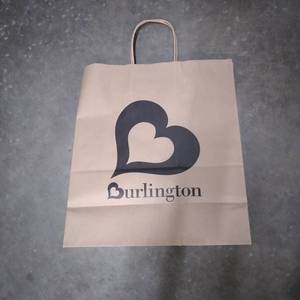 lot 1619 image: BOX OF PAPER BAGS WITH HANDLE