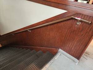 lot 29111 image: 17ft Right Side Stair Rail