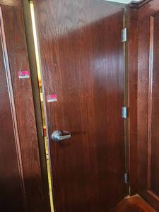 lot 21585 image: Solid Core Door