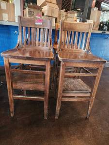 lot 21590 image: Lot of 4 Vintage Look Solid Wood Chairs