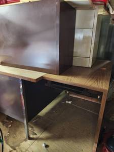 lot 29553 image: Lot of Filing Cabinets 6 and 3 Desks
