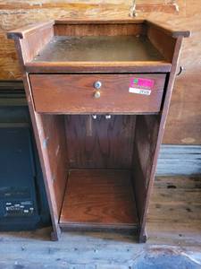 lot 29508 image: Wooden One-Drawer Host Stand
