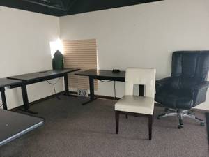 lot 29574 image: &nbspAssorted Lot of Chairs and 5ft Black Student Tables W Outlets
