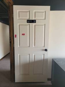 lot 29577 image: Lot of 4 White Doors, Black Door Knobs