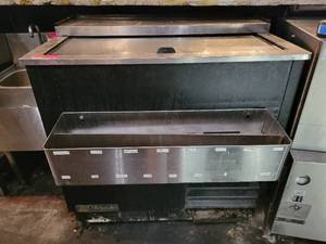 lot 18689 image: Commercial True T-36-GC Glass Chiller