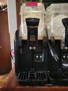 lot 18716 image: Vollrath CBD-127-37 Frozen Drink Machine&nbsp