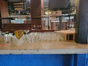lot 18767 image: Assorted Lot of Bar Glasses