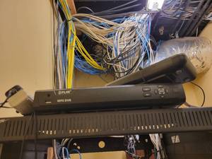 lot 18809 image: Flir MPX DVR W 14 Security Cameras&nbsp