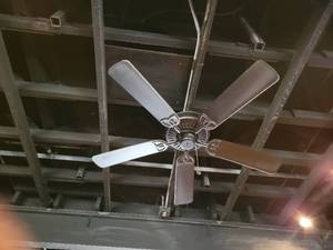 lot 18798 image: Lot of 4 Black Harbor Breeze Ceiling Fans