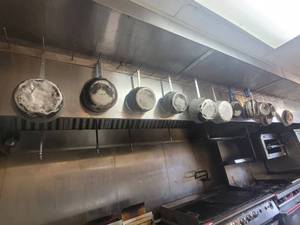 lot 18628 image: Assorted Lot of Pots and Pans