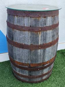 lot 29098 image: Old Whiskey Barrel W Glass Top