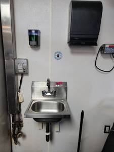 lot 18624 image: 16in Single Well Handwashing Sink W Soap Dispenser and a Towel Dispenser
