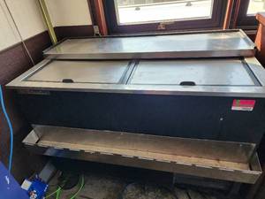 lot 29000 image: True Model TD-50-18 Reach In Refrigerator