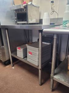 lot 18630 image: 3ft Stainless Steel Prep Table W Under Storage