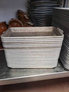 lot 18637 image: Lot of 21 Aluminum Appetizer Serving Trays