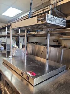lot 18644 image: Countertop Food Warmer