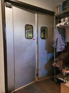 lot 18609 image: Custom Quality Stainless Steel Kitchen Swing Doors