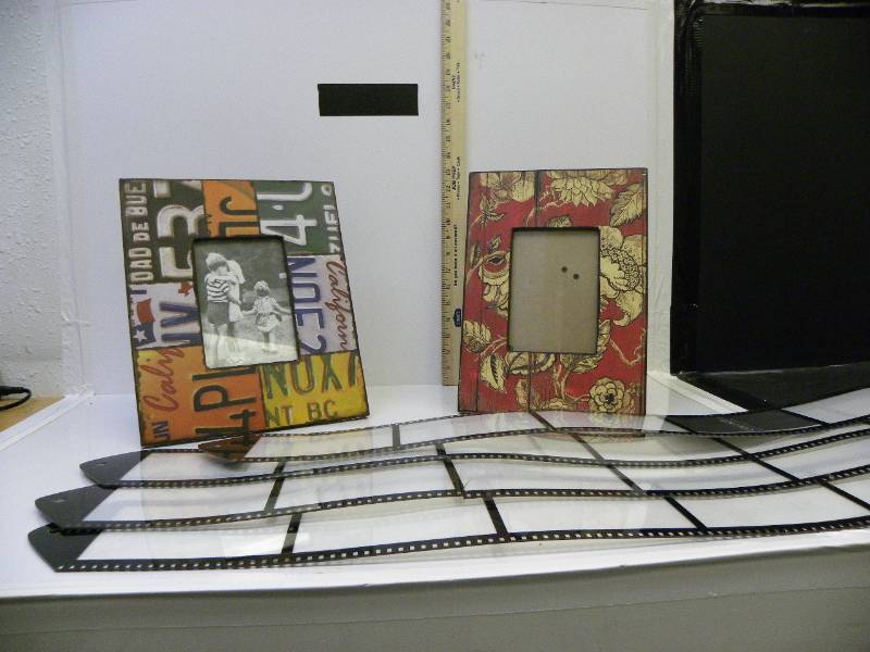 lot 7051 image: 2 Very Stylish Wooden Picture Frames  Collage Reel for Photos.