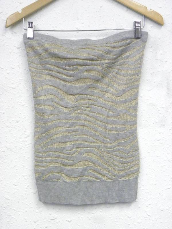 lot 7068 image: Express Half Top Shirt