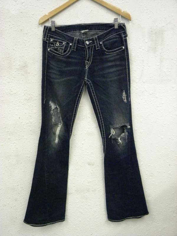 lot 7101 image: True Religion Brand Blue Jeans