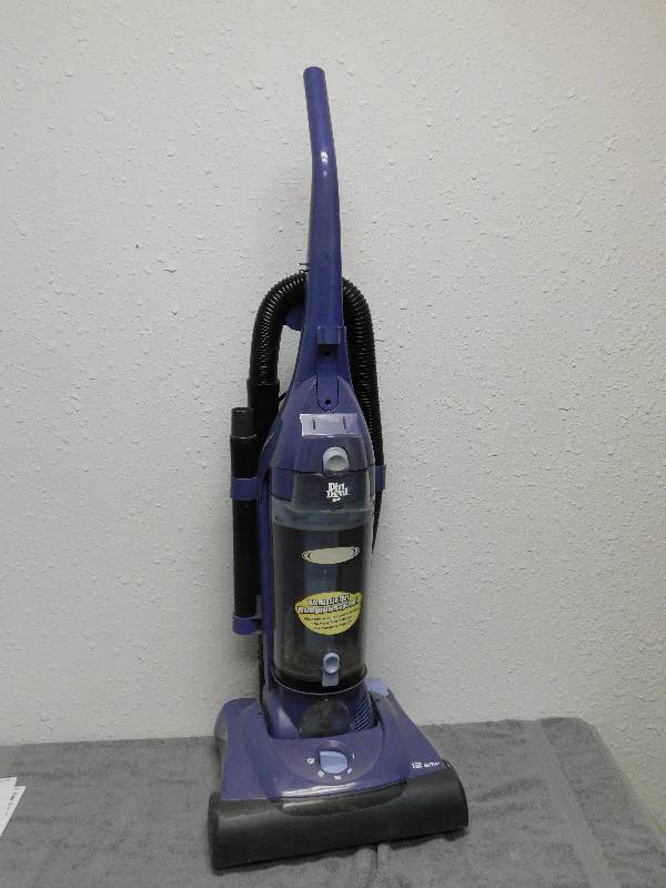 lot 7196 image: 12 Amp Dirt Devil Bagless Vacuum Cleaner.