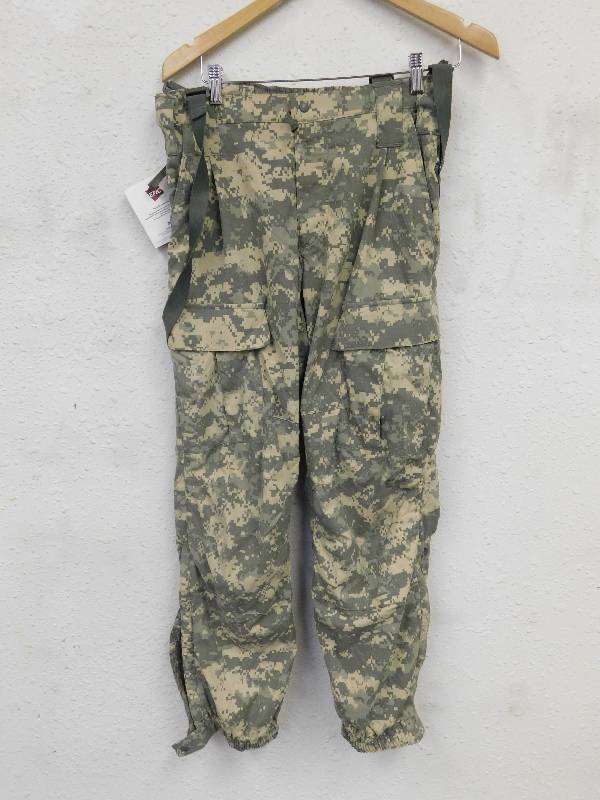 lot 7212 image: US Army Issue Official Gen III EPIC L5 Soft Shell, Cold Weather  Trousers