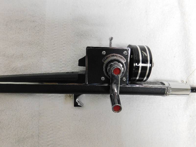ST. CROIX 1970's EXTENDABLE FISHING MACHINE (FISHING ROD) WITH