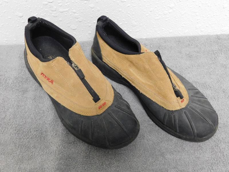 lot 7150 image: RYKA Brand Front Zip Trail Blazer Boots.
