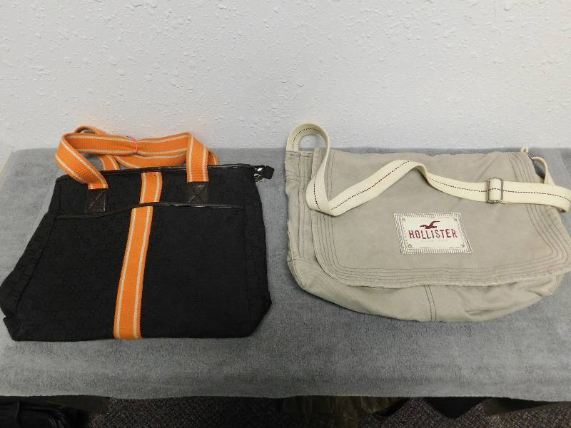 lot 7165 image: Hollister Co. Messenger Bag. - VSA Tote.
