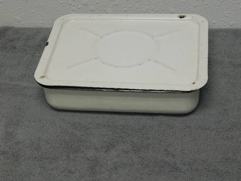 lot 7172 image: Antique Ceramic Covered Metallic Fridge Keeper.