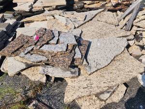 lot 12035 image: Lot of Assorted Remnants Pieces of Granite