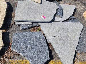 lot 12079 image: Lot of Assorted Remnants Pieces of Granite