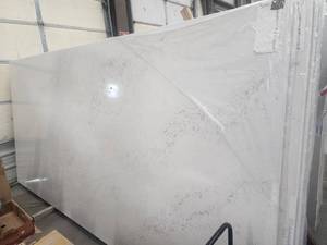 lot 3040 image: Lot of 3 Slabs of SOHO HanStone, Quartz