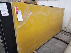 lot 3118 image: Lot of 1 Slab of Yellow Dream Quartz, Polished